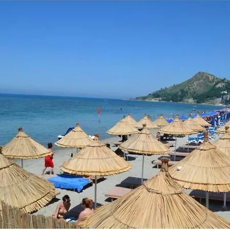 Currila Vacations